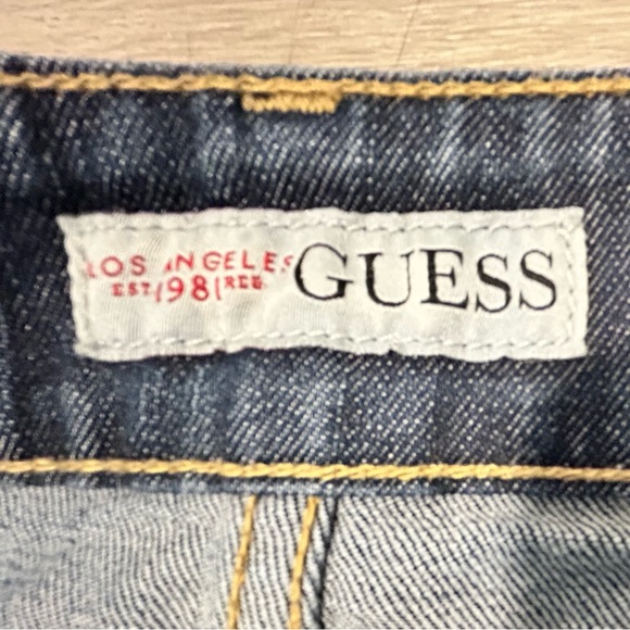 Guess Cut-off Jean Shorts - Picture 4 of 7
